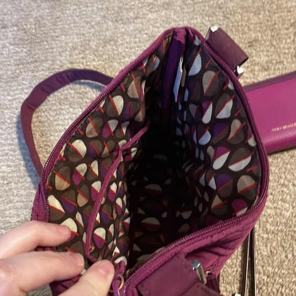 Vera Bradley Crossbody Bag and Matching Wallet - Picture 4 of 11